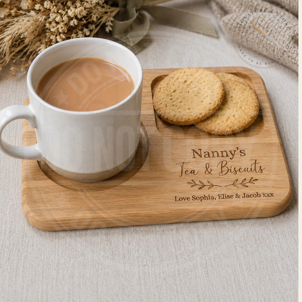 Plateau de thé et biscuits personnalisé, Plateau de thé en bois gravé, Cadeau de plateau de thé personnalisé pour Nounou, Grand-mère, Maman